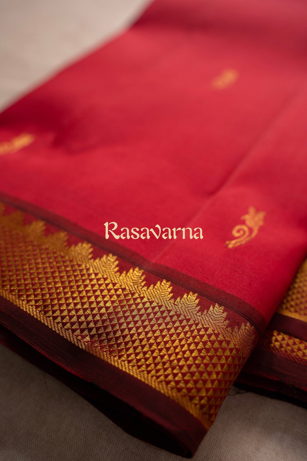 Red Pure Silk Kanchipuram Pattu Saree with Maroon Border