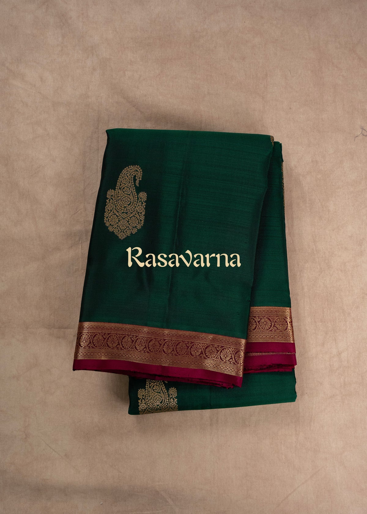 Bottle Green Pure Silk Kanchipuram Pattu Saree with Magenta Border