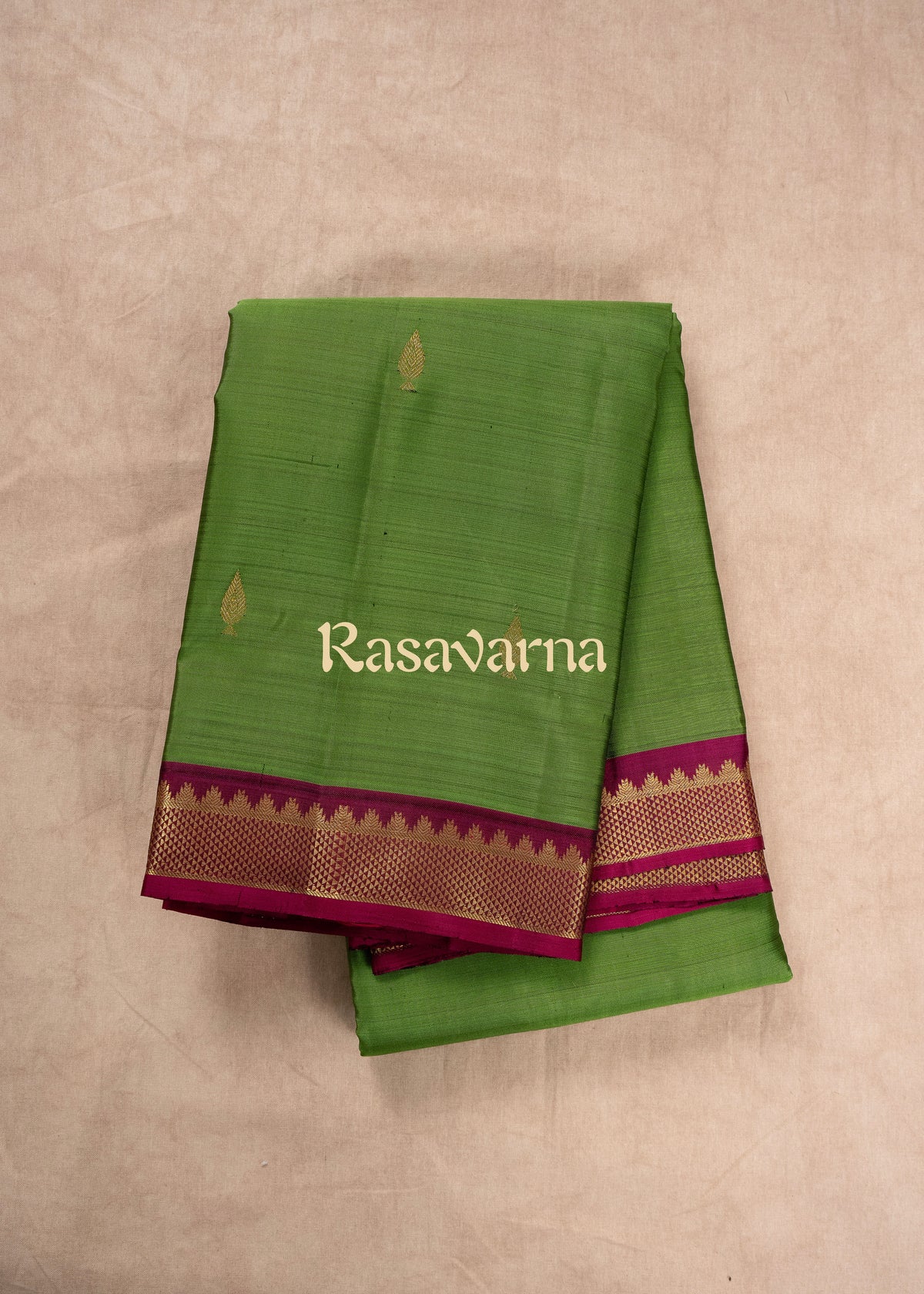 Parrot Green Pure Silk Kanchipuram Pattu Saree with Magenta Border