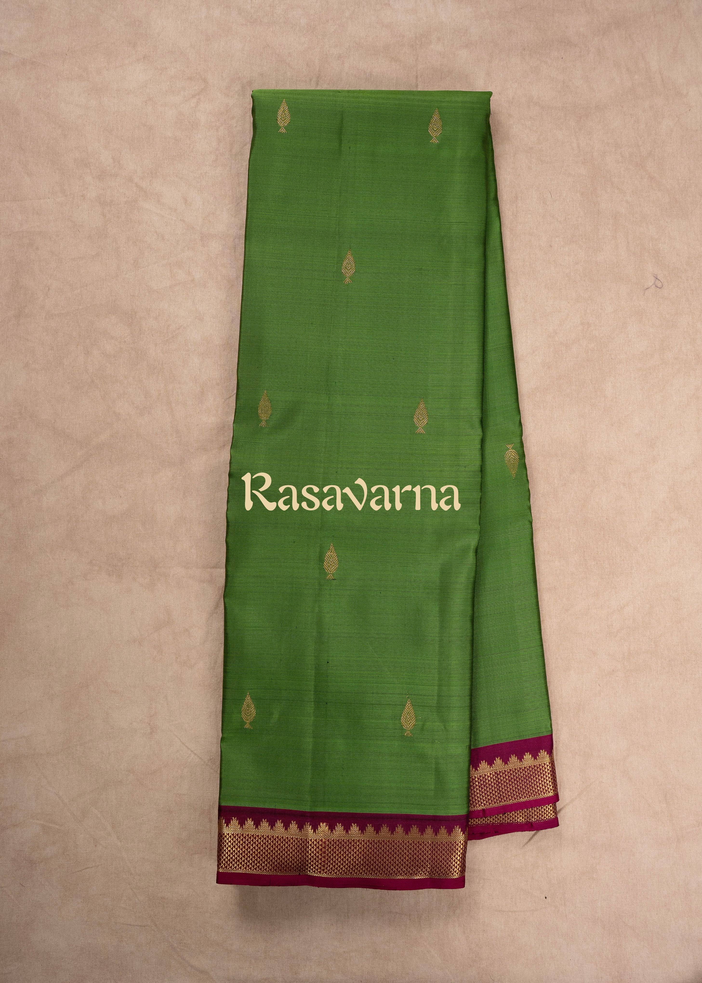 Parrot Green Pure Silk Kanchipuram Pattu Saree with Magenta Border
