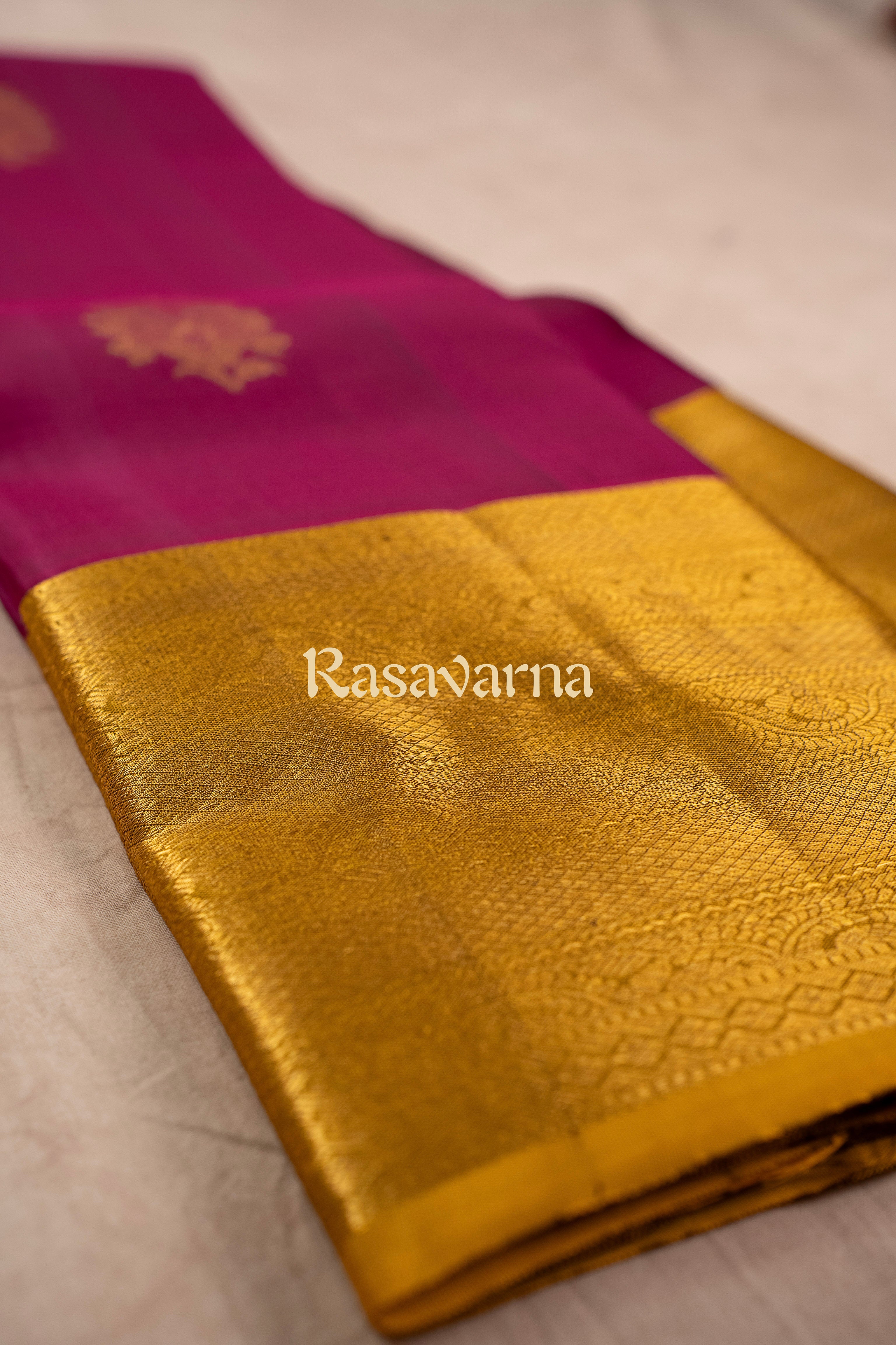 Magenta Pure Silk Kanchipuram Pattu Saree with Gold Border