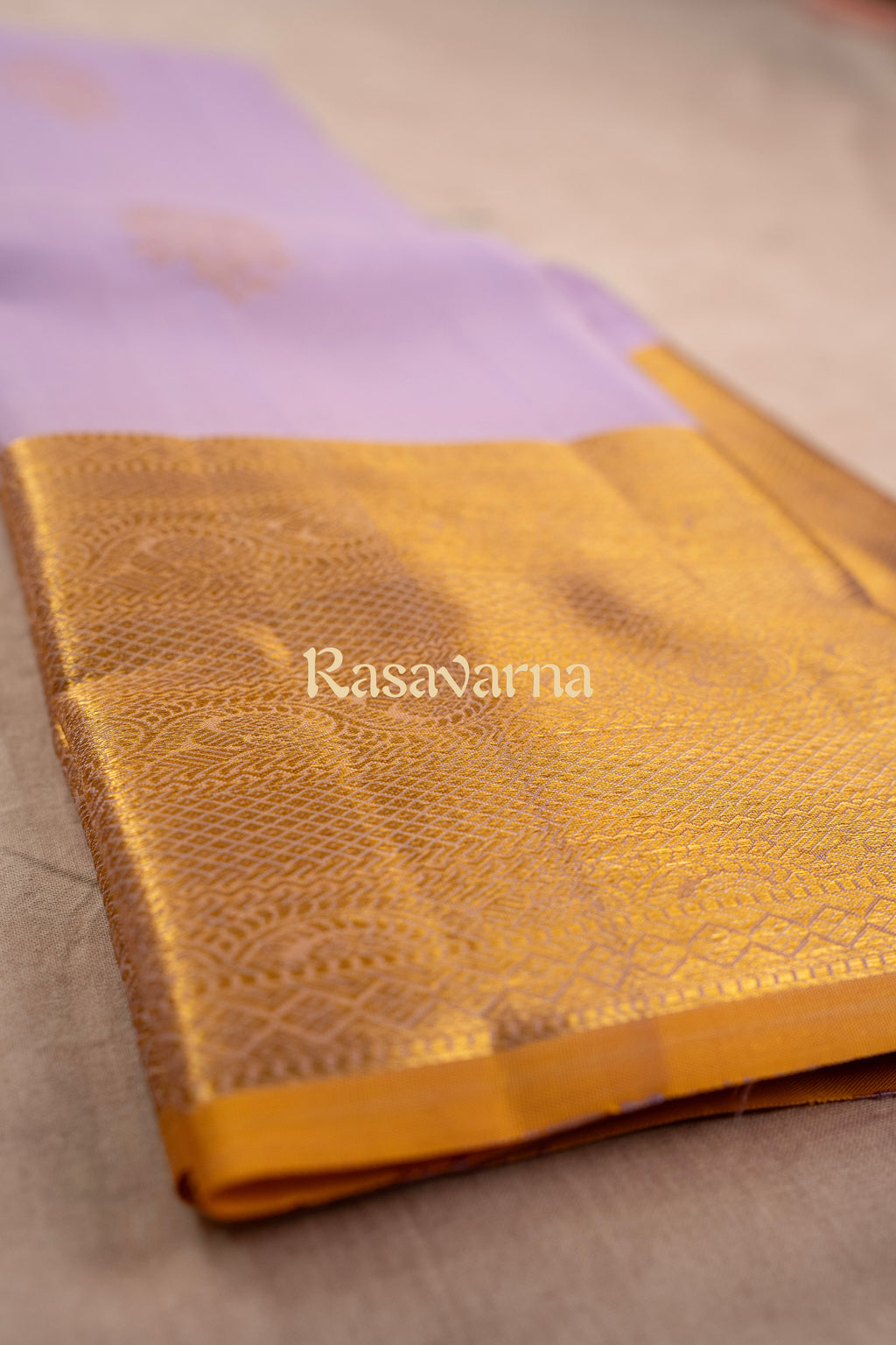 Lavender Pure Silk Kanchipuram Pattu Saree with Gold Border