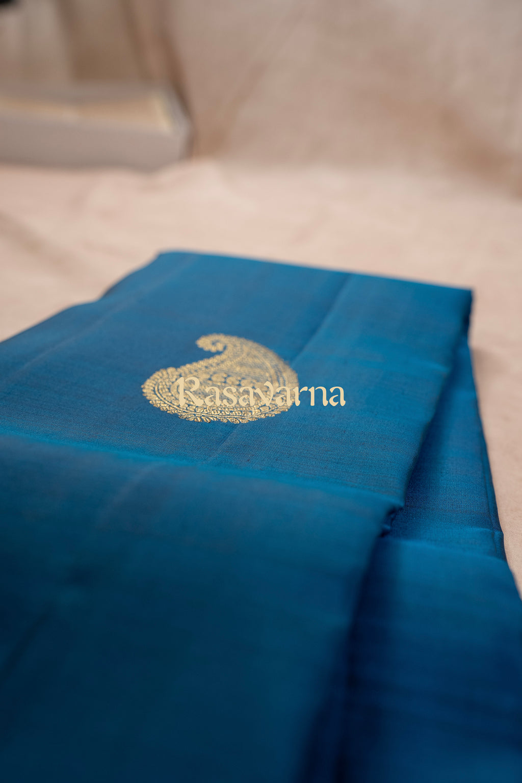 Deep Blue Pure Silk Kanchipuram Pattu Saree with Chocolate Border