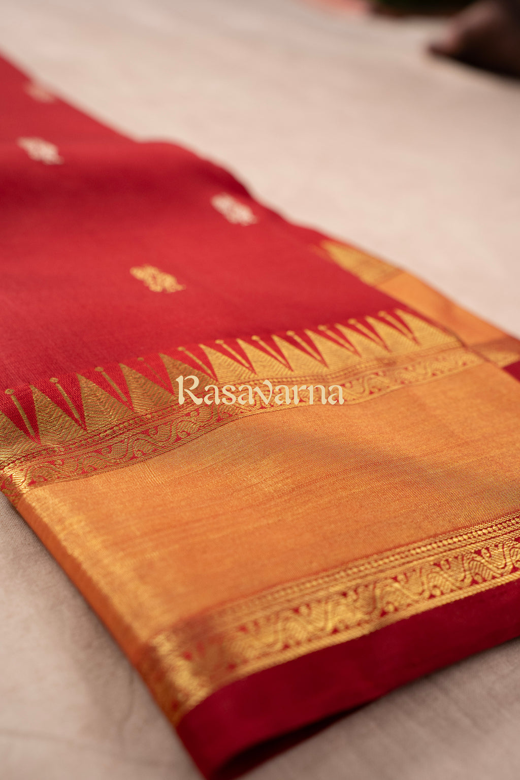 Red Pure Silk Kanchipuram Pattu Saree with Red Border