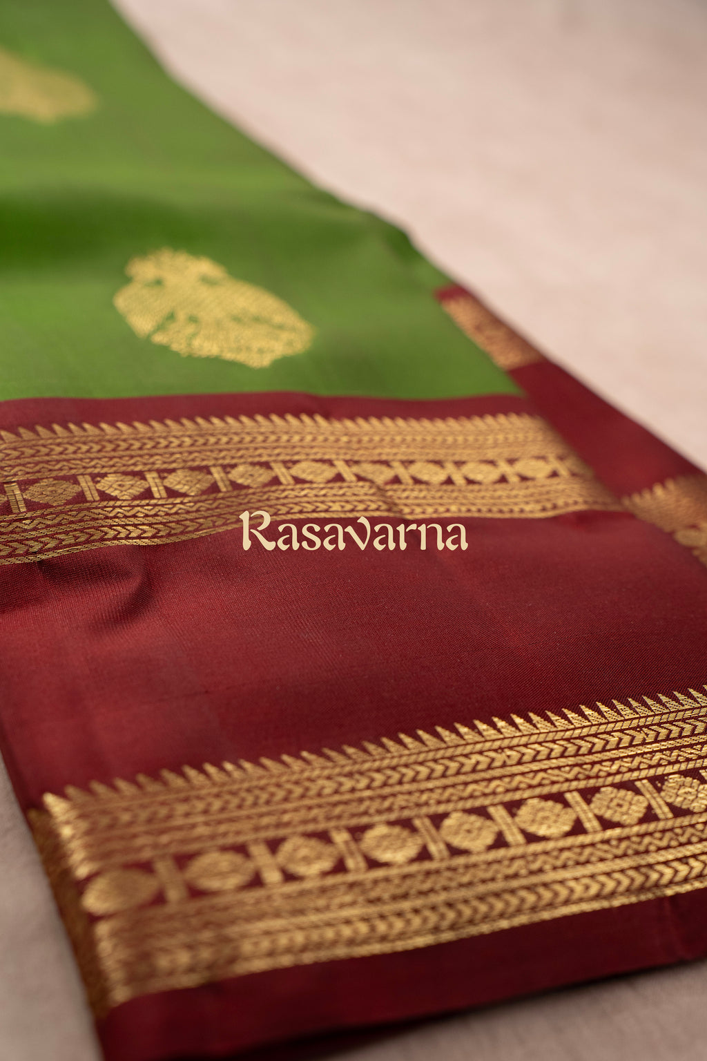 Green Pure Silk Kanchipuram Pattu Saree with Maroon Border