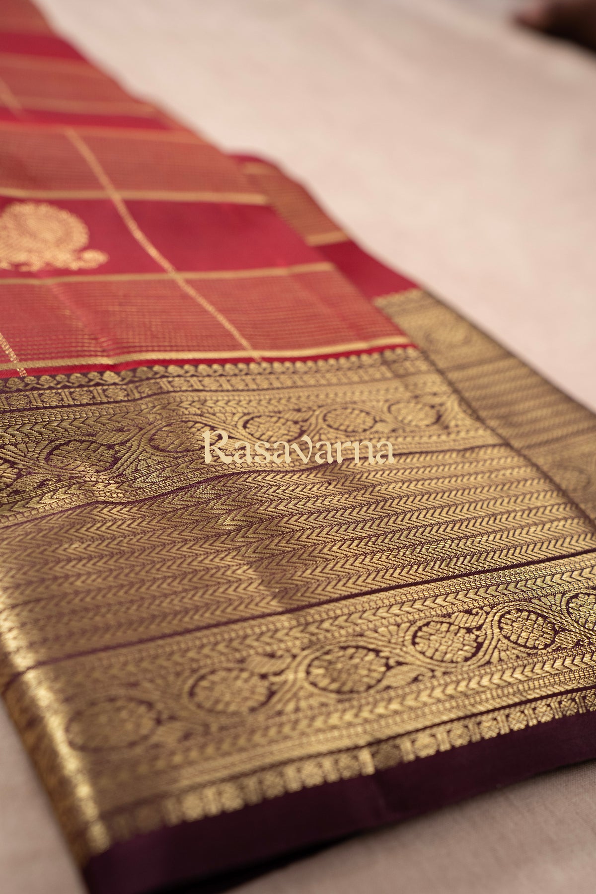 Red Pure Silk Kanchipuram Pattu Saree with Chocolate Border