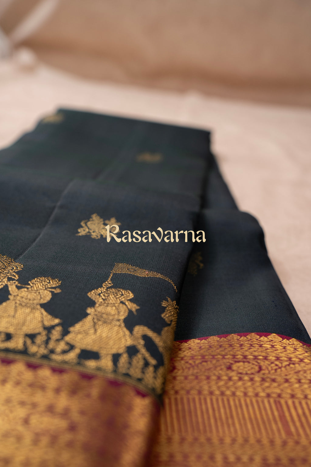Navy Blue Pure Silk Kanchipuram Pattu Saree with Roja Pink Border