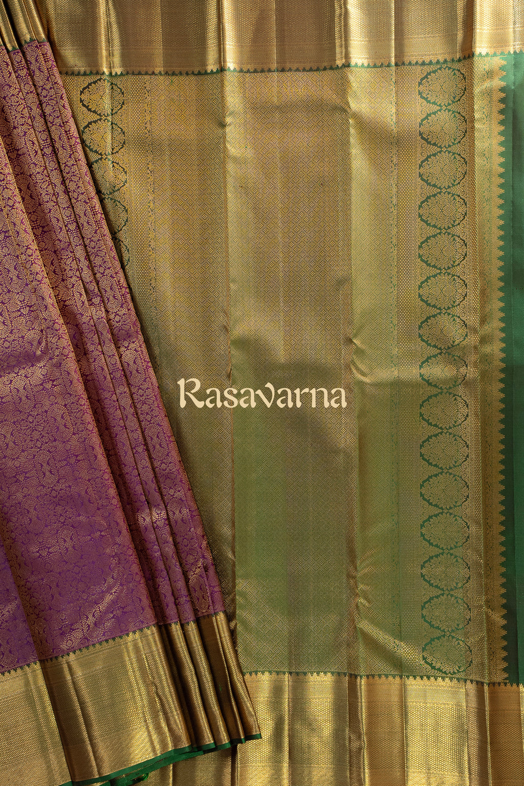 Magenta Pure Silk Kanchipuram Pattu Saree with Bottle Green Border