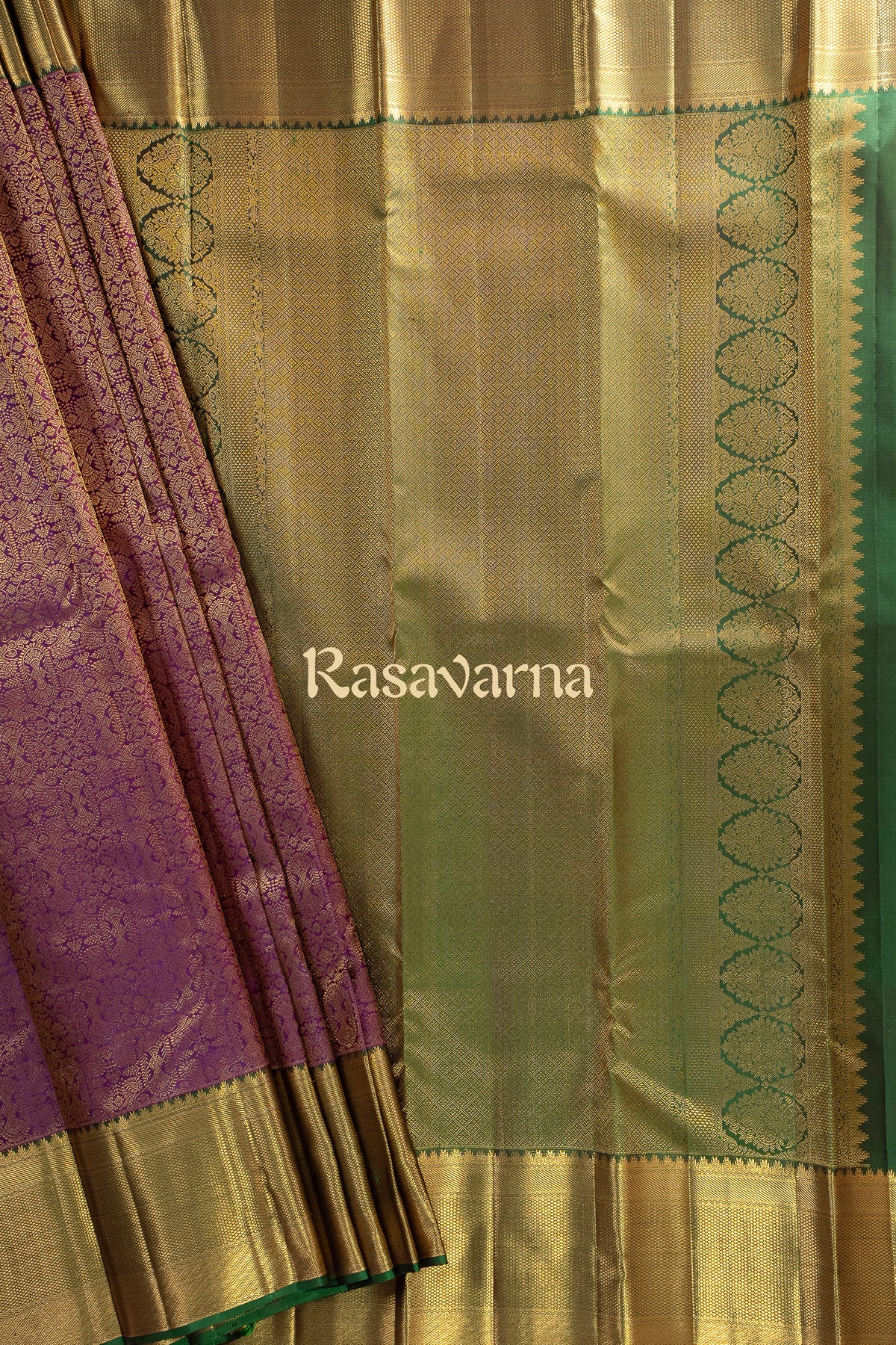 Magenta Pure Silk Kanchipuram Pattu Saree with Bottle Green Border