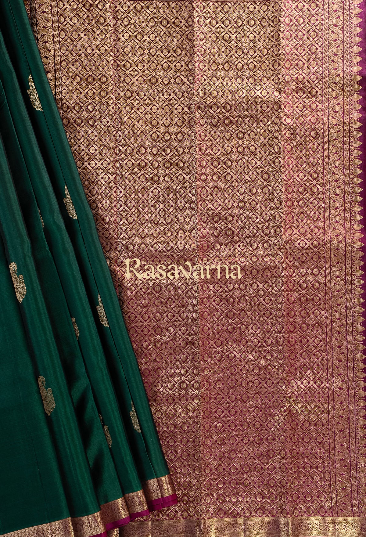 Bottle Green Pure Silk Kanchipuram Pattu Saree with Magenta Border