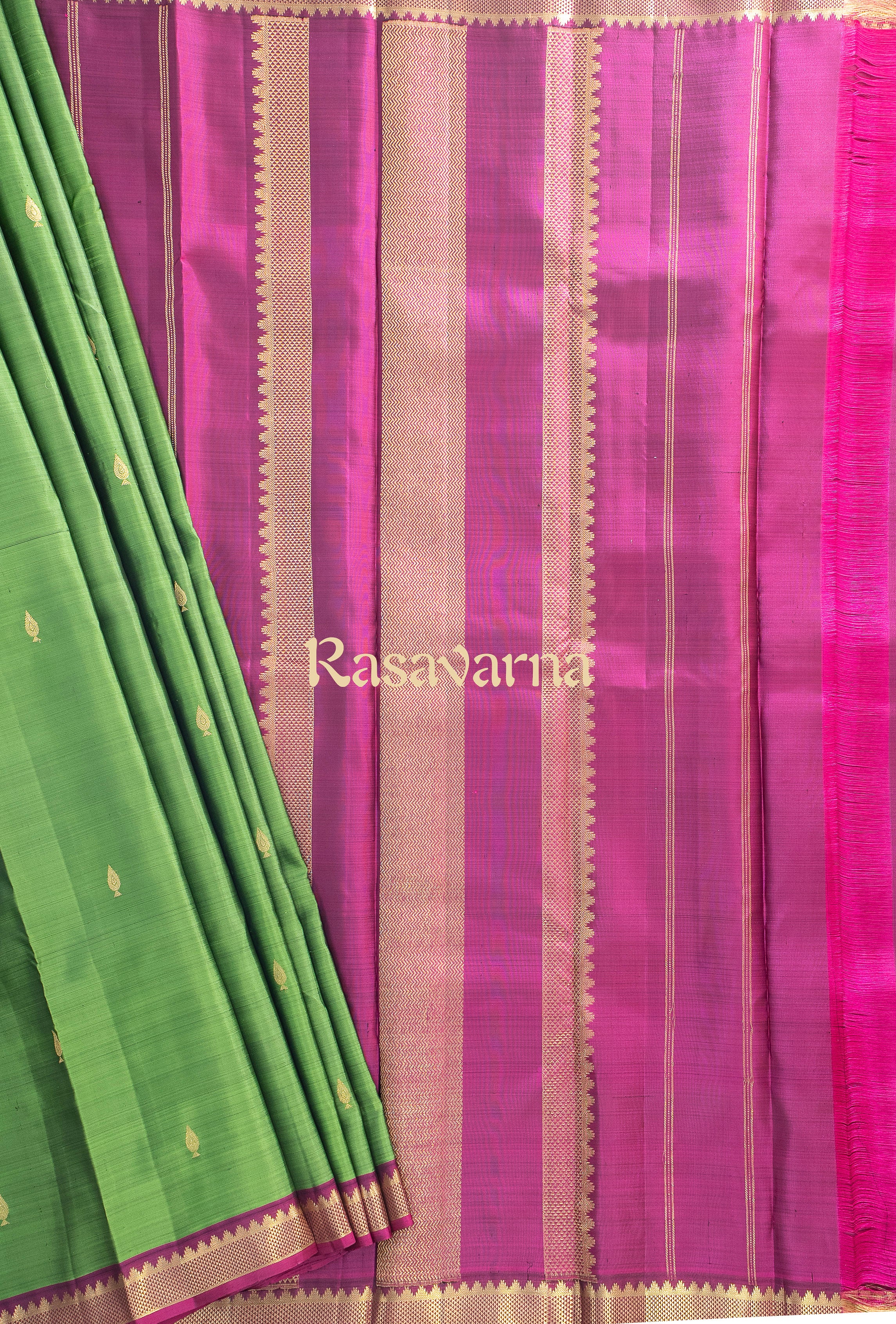 Parrot Green Pure Silk Kanchipuram Pattu Saree with Magenta Border
