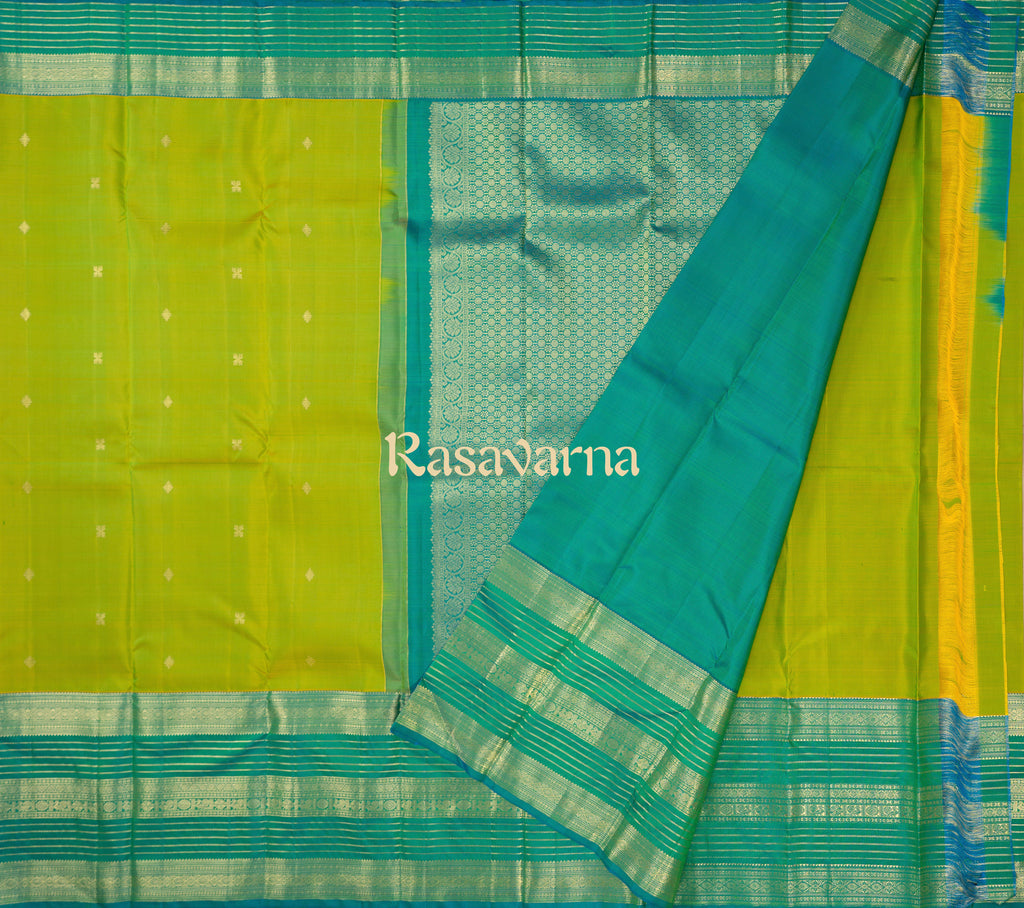 Parrot Green Pure Silk Kanchipuram Pattu Saree with Rama Green Border