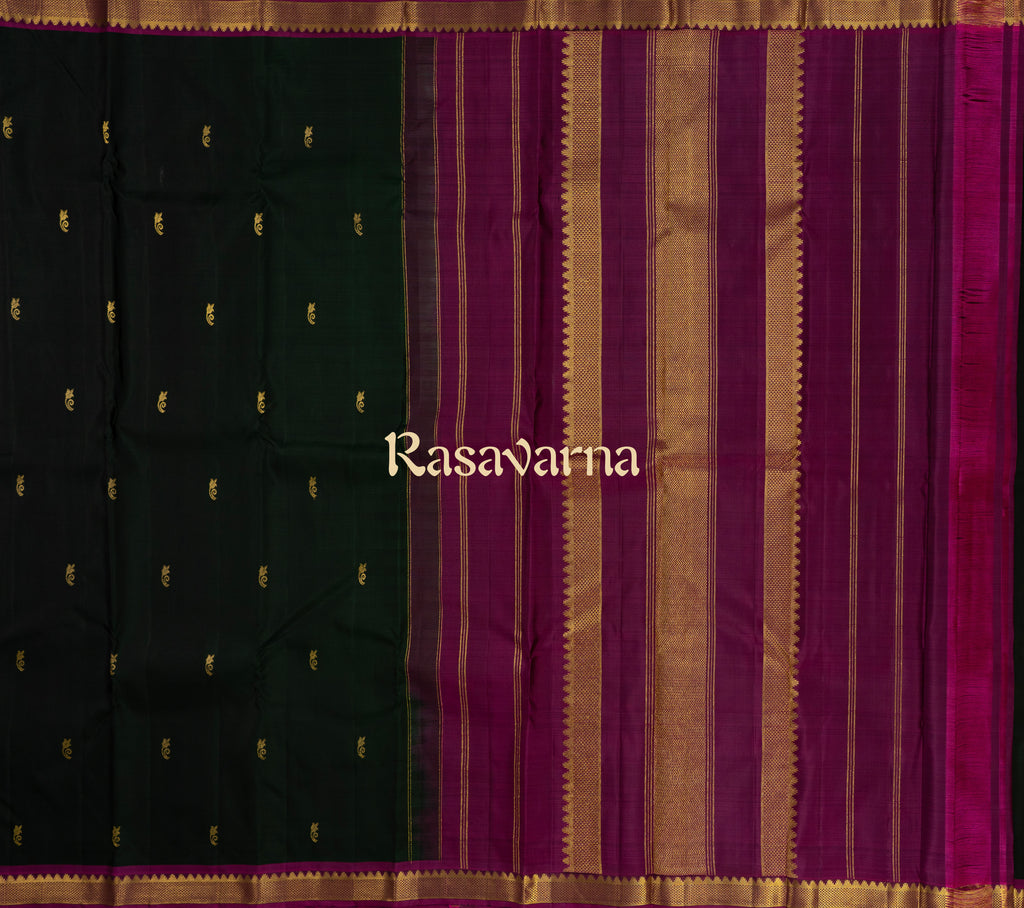 Dark Green Pure Silk Kanchipuram Pattu Saree with Onion Red Border