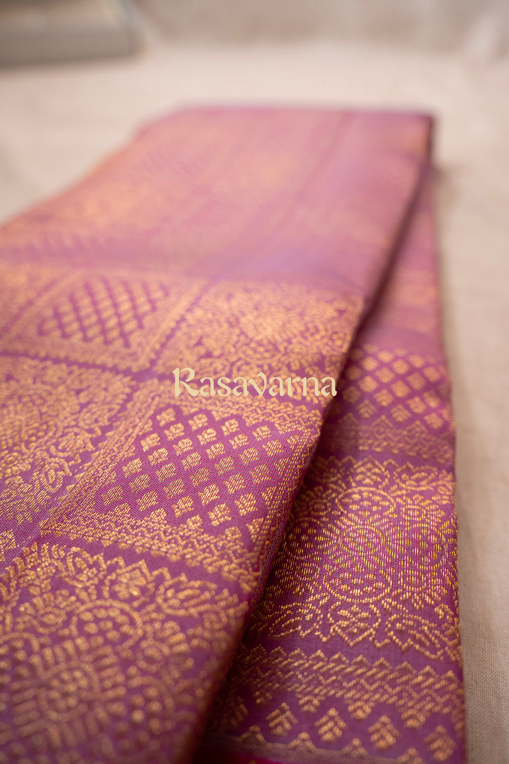 Onion Red Pure Silk Kanchipuram Pattu Saree with Rani Pink Border