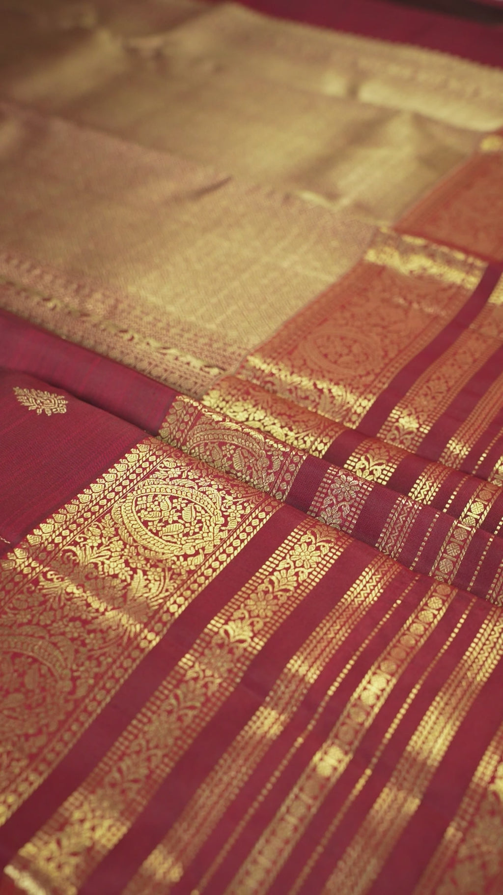 Maroon Pure Silk Kanchipuram Pattu Saree with Maroon Border