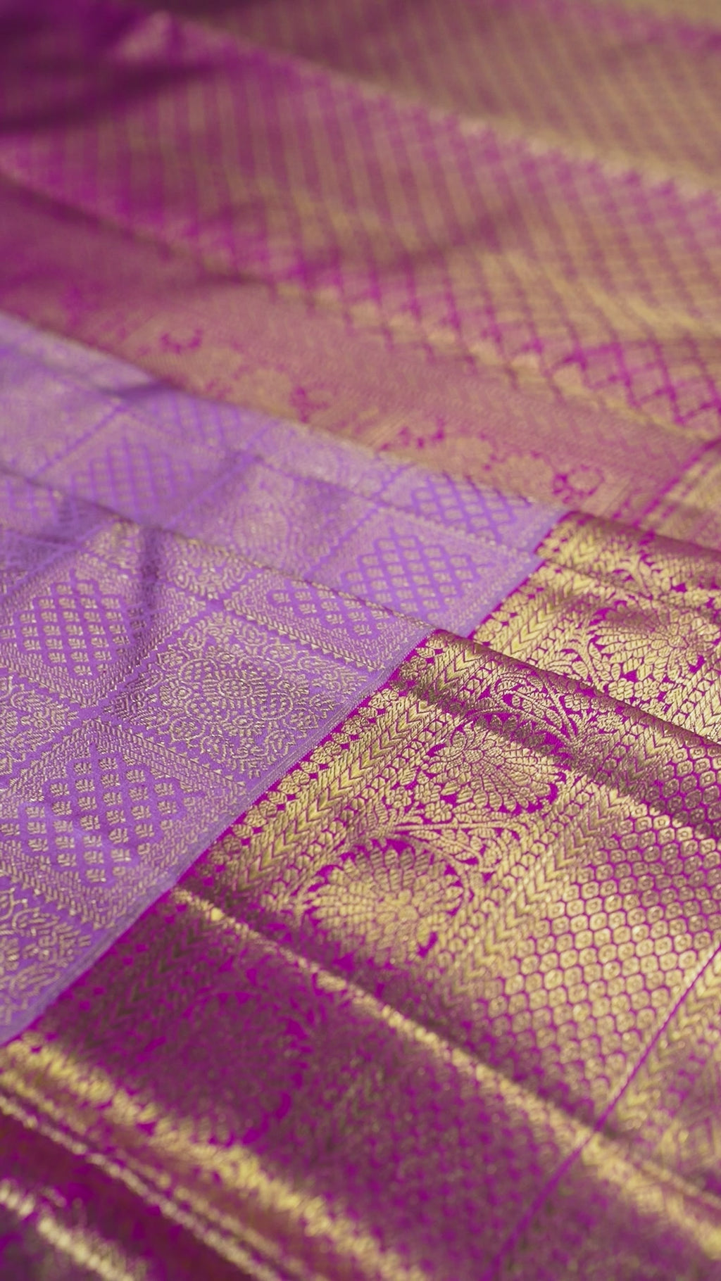 Onion Red Pure Silk Kanchipuram Pattu Saree with Rani Pink Border