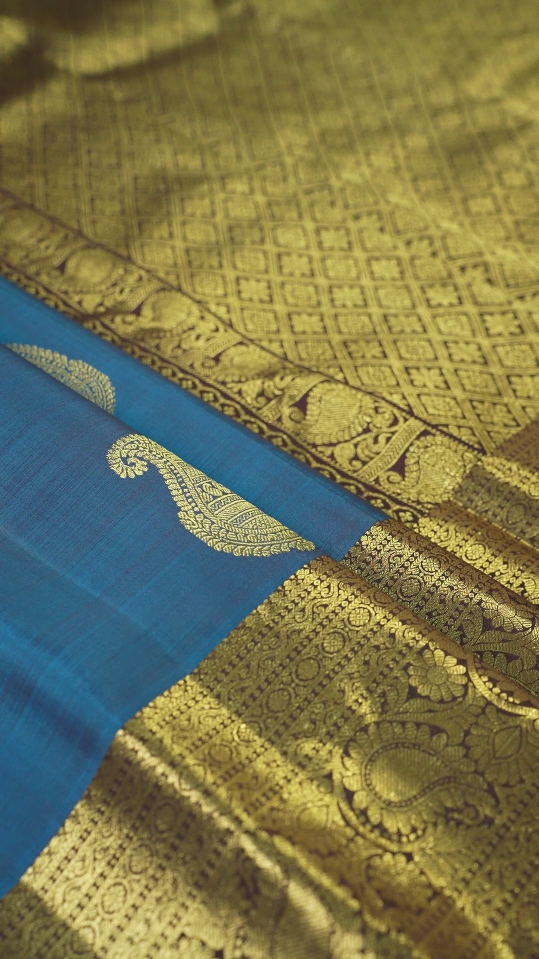 Deep Blue Pure Silk Kanchipuram Pattu Saree with Chocolate Border