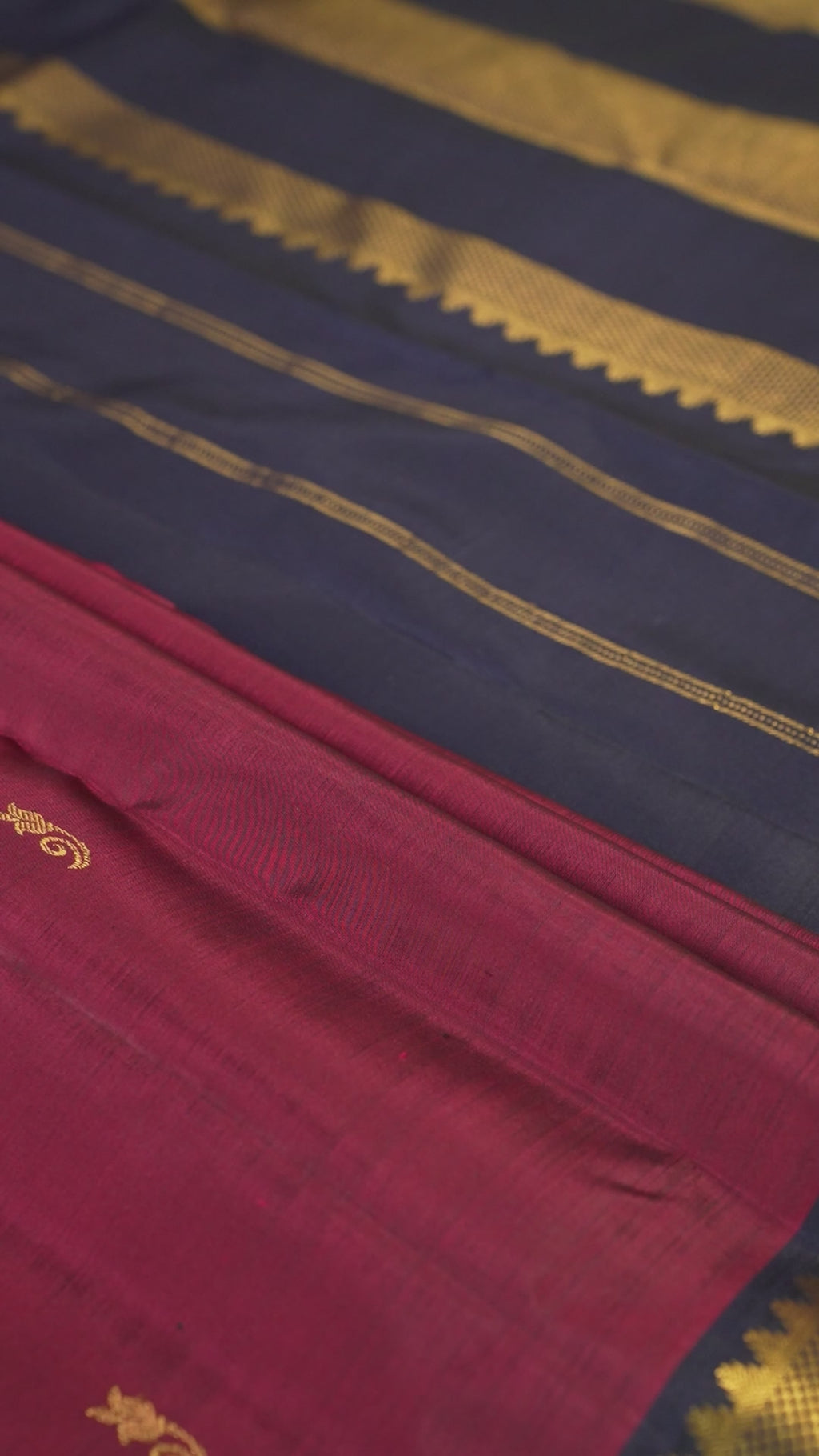 Rani Pure Silk Kanchipuram Pattu Saree with Navy Blue Border