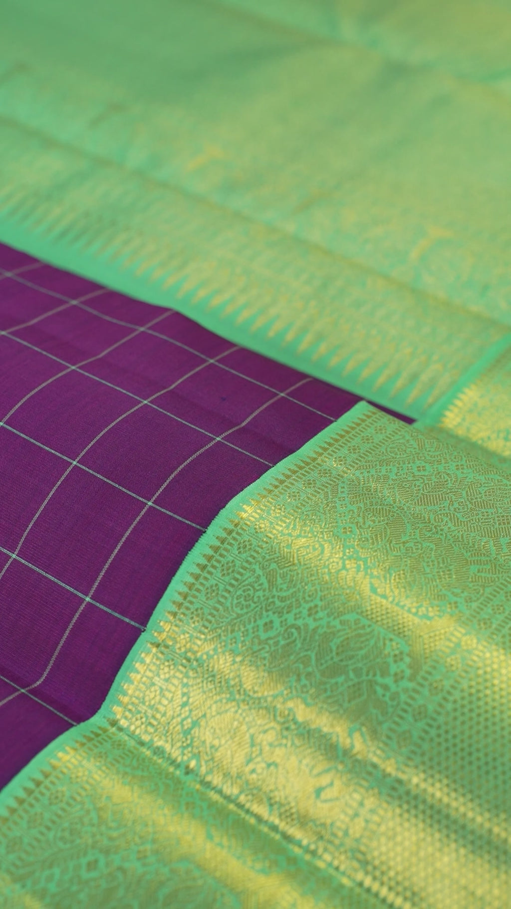 Magenta Pure Silk Kanchipuram Pattu Saree with Teal Border