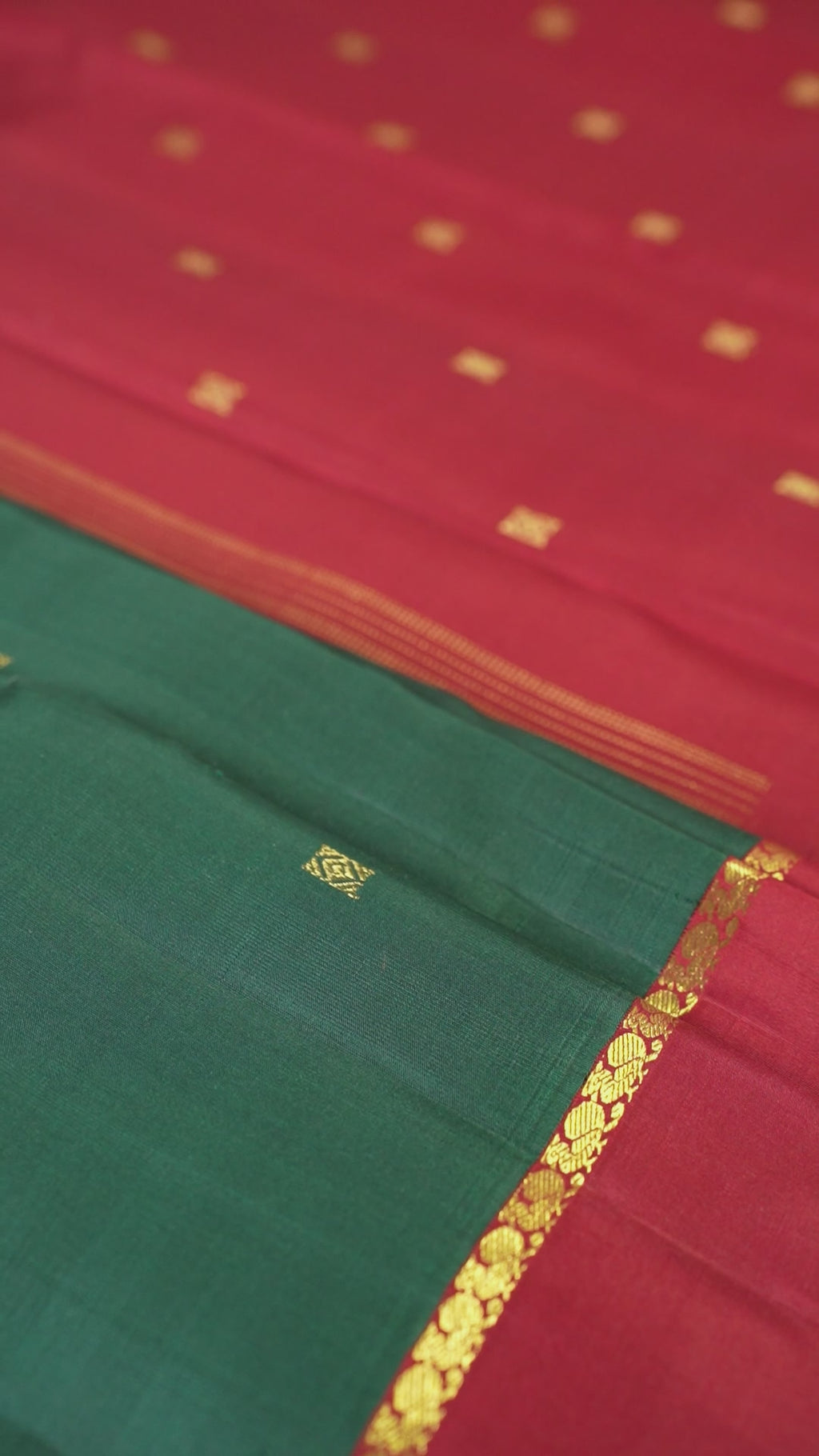 Bottle Green Pure Silk Kanchipuram Pattu Saree with Maroon Border
