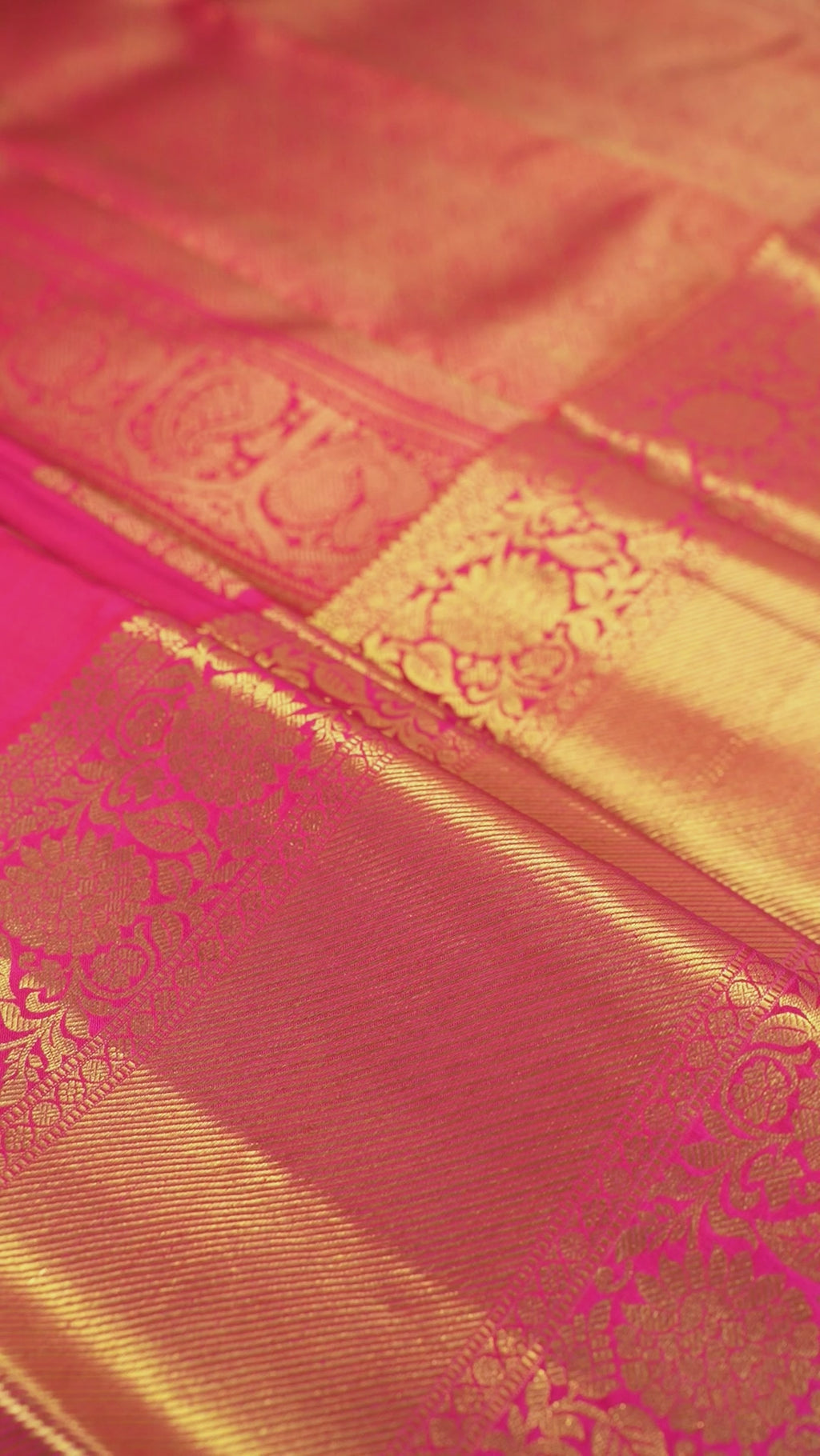 Red Pure Silk Kanchipuram Pattu Saree with Red Border