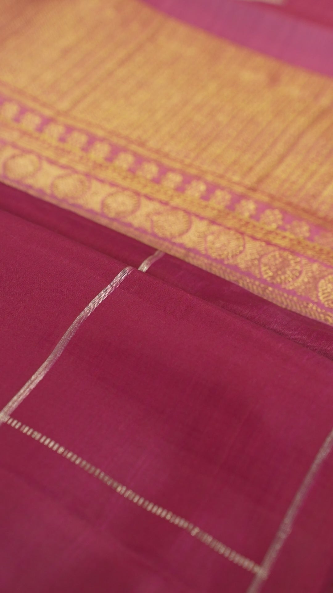 Red Pure Silk Kanchipuram Pattu Saree with Red Border