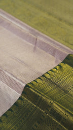 Rose Gold Pure Silk Kanchipuram Pattu Saree with Bottle Green Border