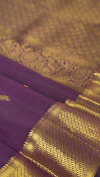 Dark Wine Pure Silk Kanchipuram Pattu Saree with Dark Wine Border