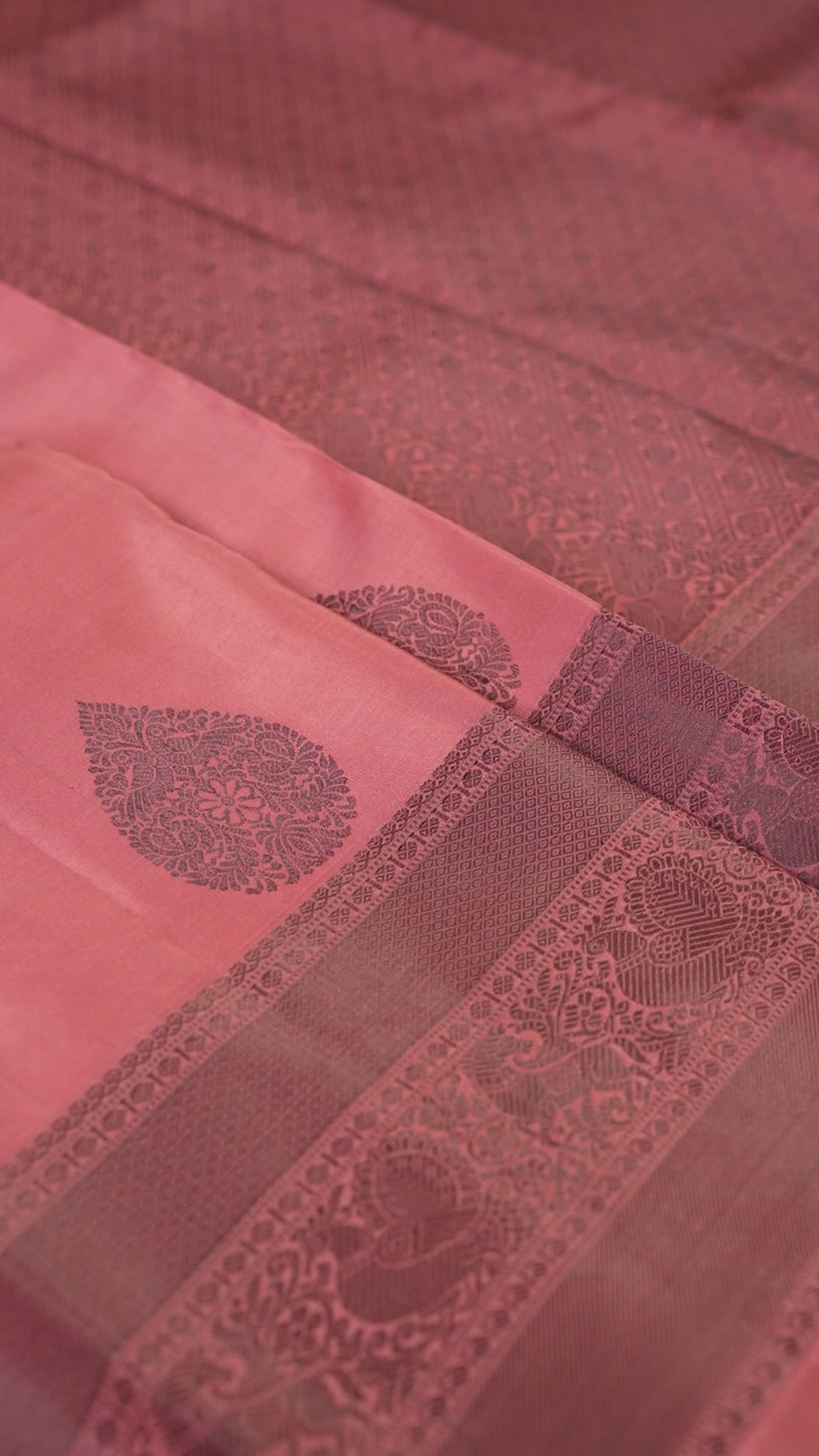 Terracotta Pink Pure Silk Kanchipuram Pattu Saree with Terracotta Pink Border