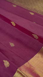 Red Pure Silk Kanchipuram Pattu Saree with Gold Border