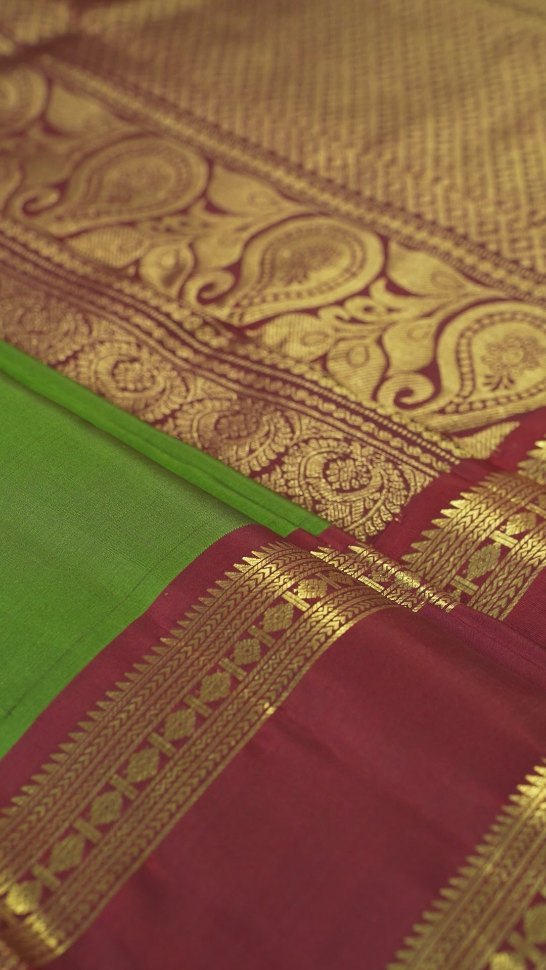Green Pure Silk Kanchipuram Pattu Saree with Maroon Border