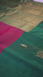 Red Pure Silk Kanchipuram Pattu Saree with Green Border